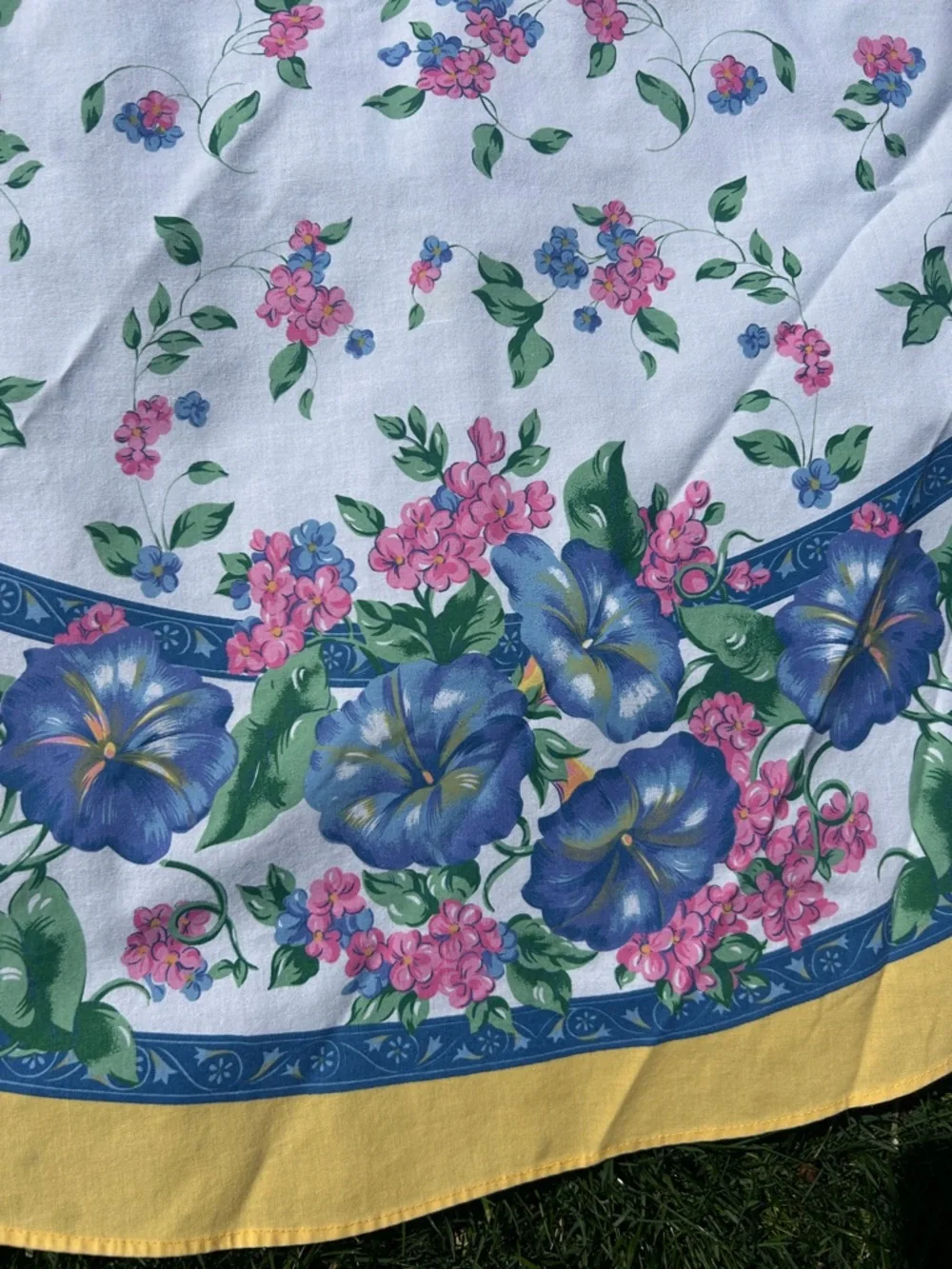 Floral Oval Tablecloth with Yellow Border